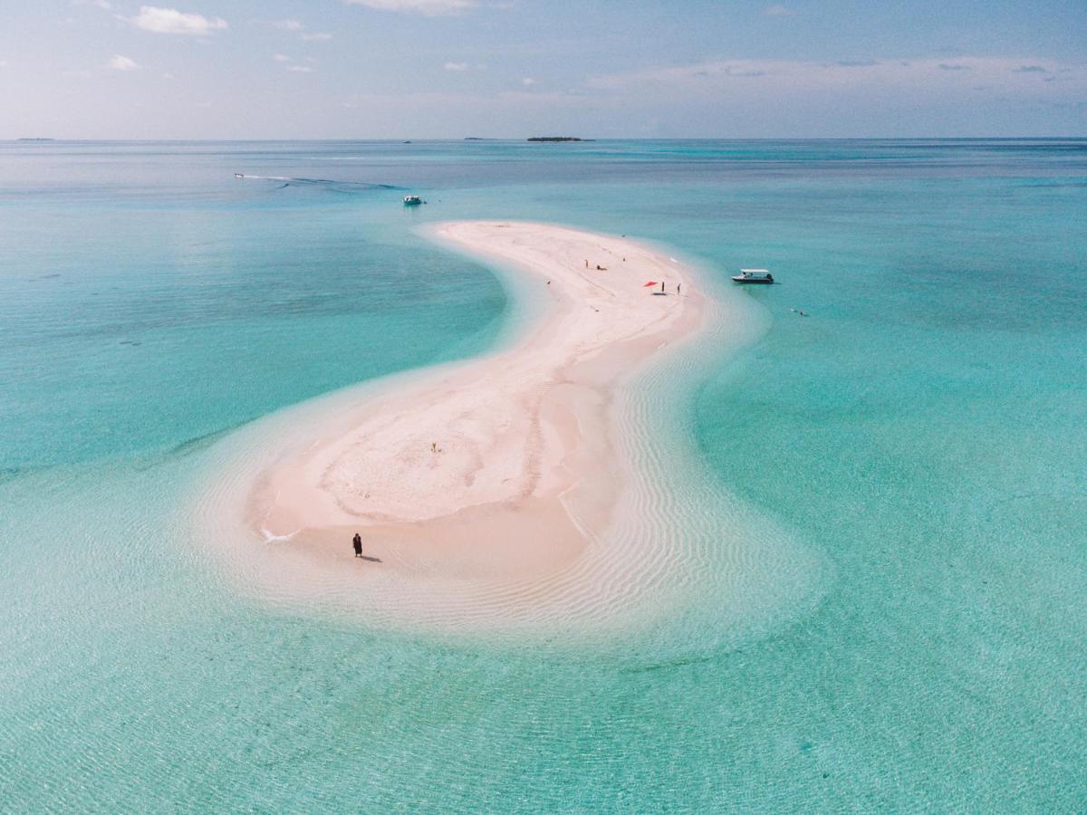 Reef Edge Thulusdhoo, Maldives Hotel Ngoại thất bức ảnh